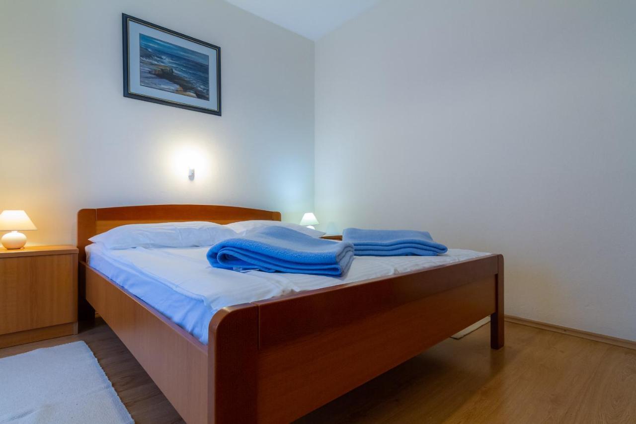 Apartman Haus Maja Banjol Esterno foto