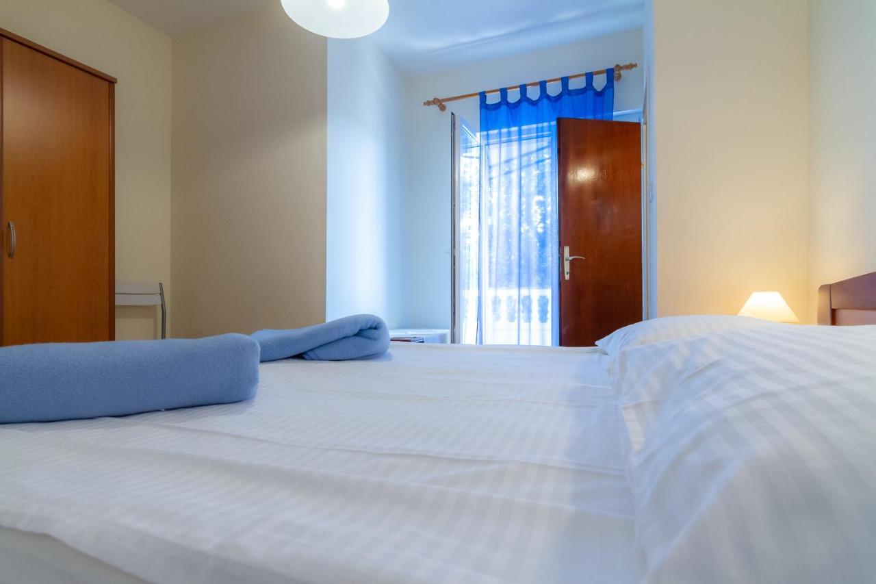 Apartman Haus Maja Banjol Esterno foto