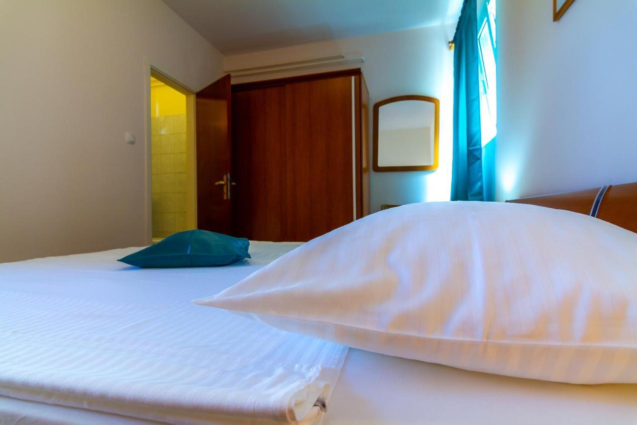 Apartman Haus Maja Banjol Esterno foto