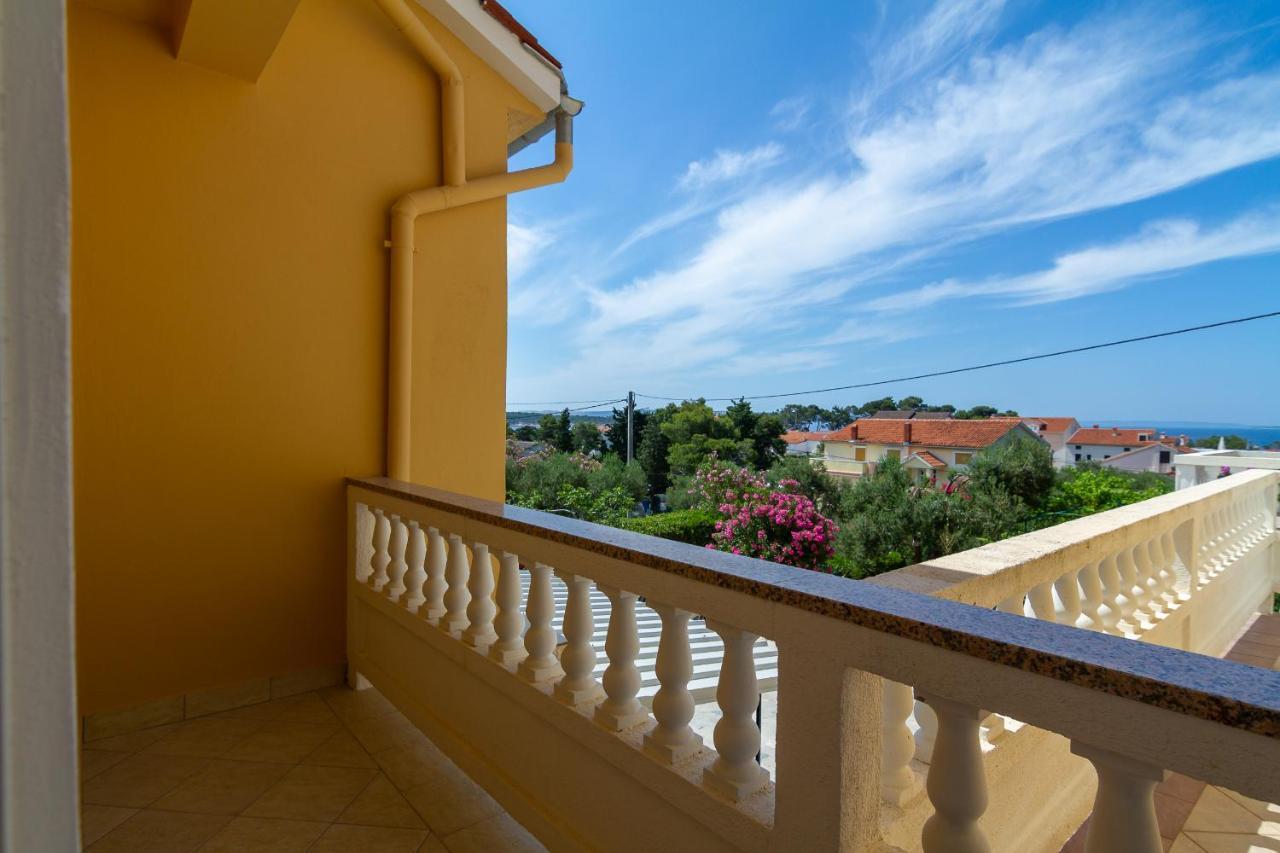 Apartman Haus Maja Banjol Esterno foto