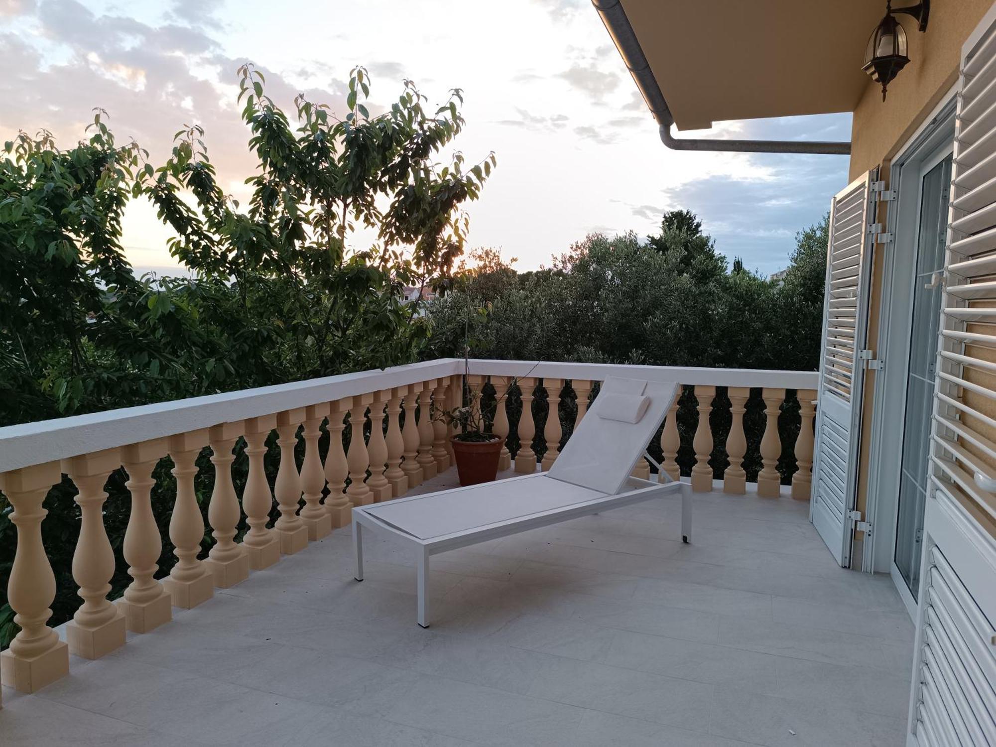 Apartman Haus Maja Banjol Esterno foto